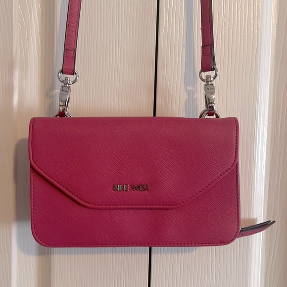 Nine West crossbody purse - Picture 1 of 8